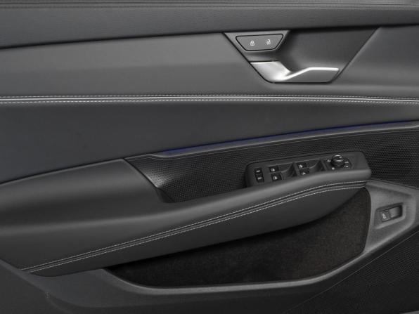 Volkswagen Passat (North America and China) Pro I с пробегом 2026 года, цена 4 100 000 рублей, 50 км, седан, Автокод Объявления