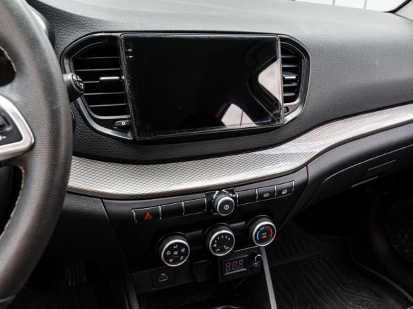 Lada (ВАЗ) Vesta I Рестайлинг (NG) с пробегом 2023 года, цена 1 160 000 рублей, 61402 км, седан, Автокод Объявления