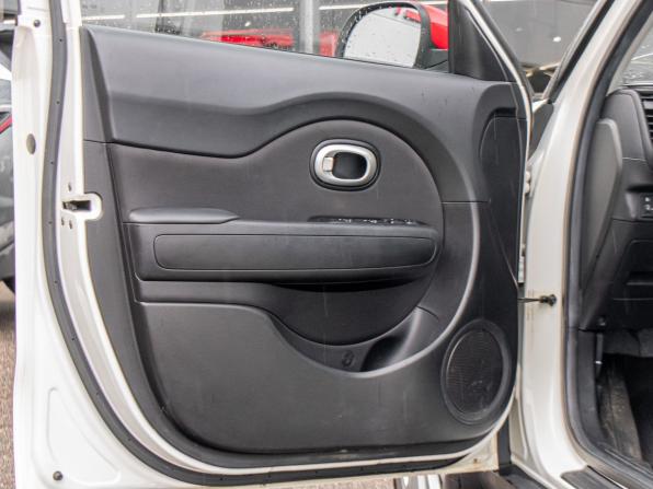 Kia Soul II Рестайлинг с пробегом 2018 года, цена 1 487 000 рублей, 150744 км, хэтчбек, Автокод Объявления