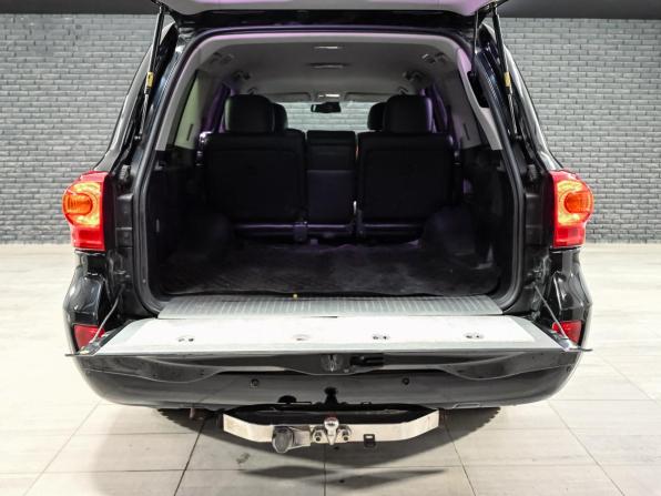 Toyota Land Cruiser 200 Series Рестайлинг 1 с пробегом 2015 года, цена 4 050 000 рублей, 293406 км, внедорожник, Автокод Объявления