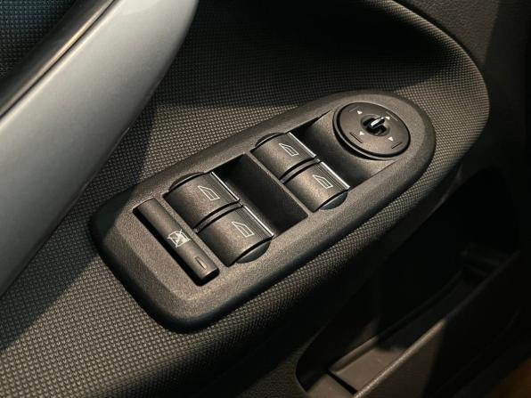 Ford Kuga I с пробегом 2012 года, цена 785 000 рублей, 247403 км, внедорожник, Автокод Объявления