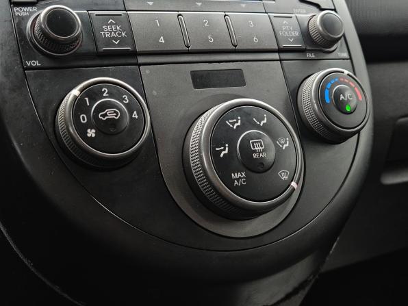 Kia Soul I с пробегом 2009 года, цена 590 000 рублей, 232600 км, хэтчбек, Автокод Объявления