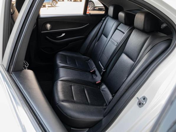 Mercedes-Benz E-Класс V (W213 S213 C238) с пробегом 2018 года, цена 1 850 000 рублей, 304386 км, седан, Автокод Объявления
