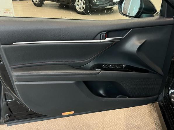 Toyota Camry VIII (XV70) с пробегом 2020 года, цена 2 230 000 рублей, 146000 км, седан, Автокод Объявления
