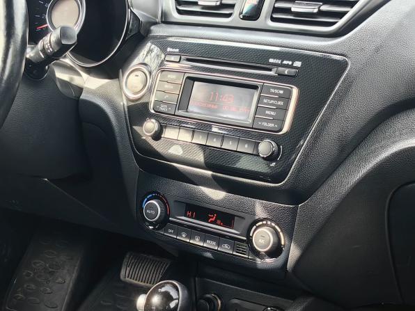 Kia Rio III Рестайлинг с пробегом 2015 года, цена 929 000 рублей, 153000 км, седан, Автокод Объявления