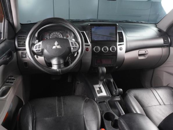 Mitsubishi Pajero Sport II Рестайлинг с пробегом 2015 года, цена 2 341 000 рублей, 195279 км, внедорожник, Автокод Объявления