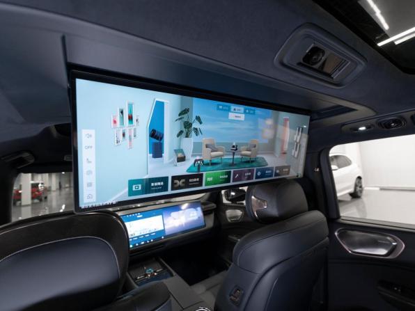 Lynk &amp; Co 900 с пробегом 2025 года, цена 7 850 000 рублей, 50 км, внедорожник, Автокод Объявления