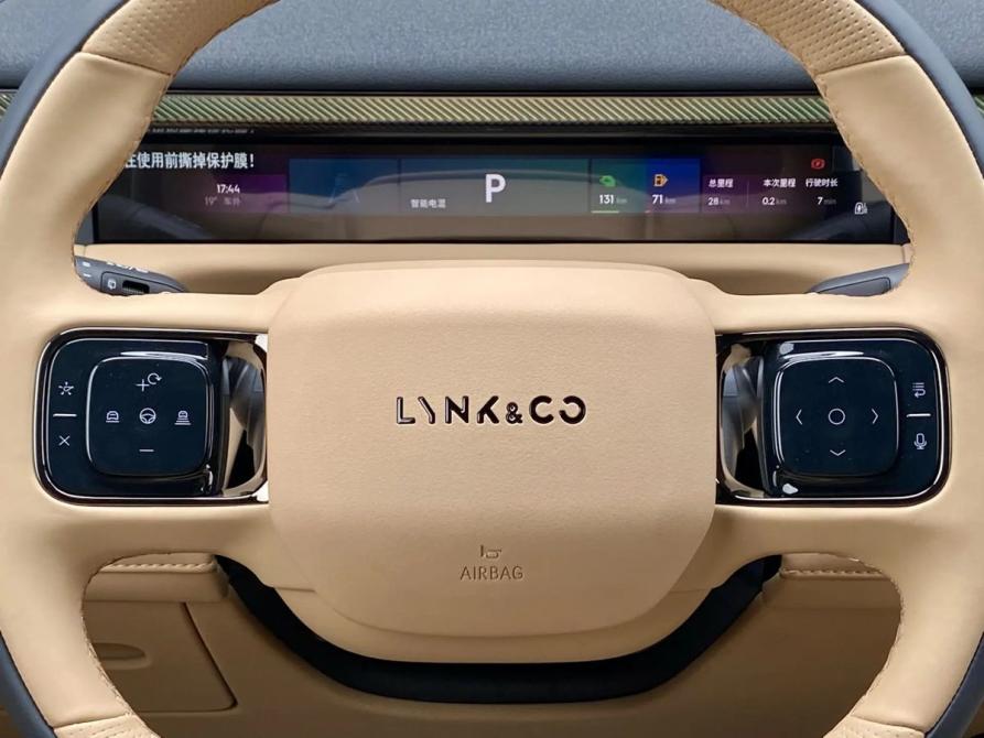 Lynk &amp; Co 900 Москва  - изображение 14