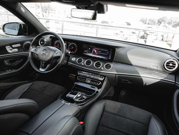 Mercedes-Benz E-Класс V (W213 S213 C238) с пробегом 2017 года, цена 3 398 000 рублей, 59997 км, седан, Автокод Объявления