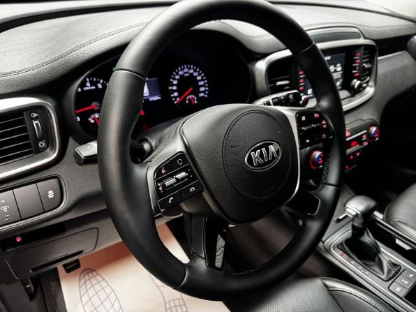 Kia Sorento III Prime Рестайлинг с пробегом 2018 года, цена 2 370 000 рублей, 117260 км, внедорожник, Автокод Объявления
