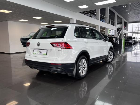 Volkswagen Tiguan II с пробегом 2018 года, цена 1 795 000 рублей, 62881 км, внедорожник, Автокод Объявления