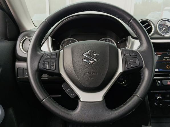 Suzuki Vitara II с пробегом 2017 года, цена 1 899 000 рублей, 94200 км, внедорожник, Автокод Объявления