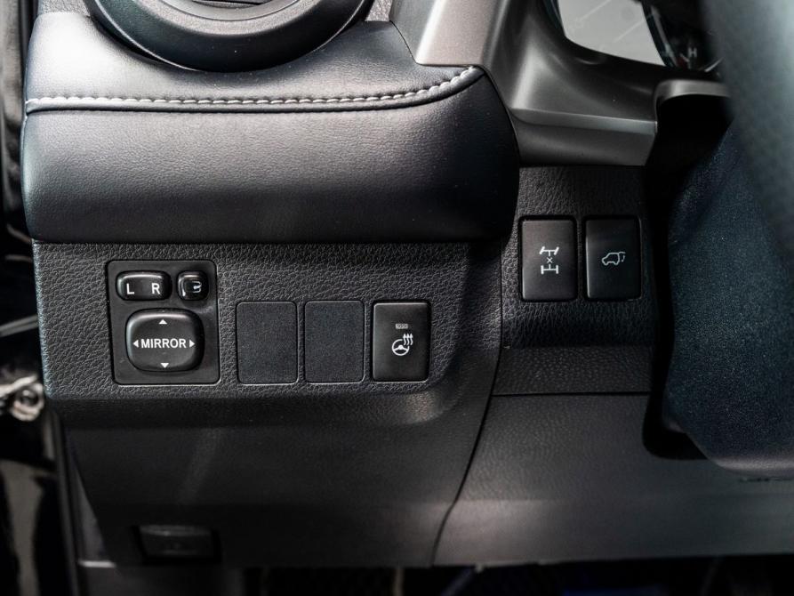 Toyota RAV4 IV (XA40) Рестайлинг Чита  - изображение 15