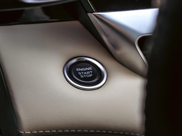 Geely Monjaro I Рестайлинг с пробегом 2024 года, цена 3 648 000 рублей, 28008 км, внедорожник, Автокод Объявления