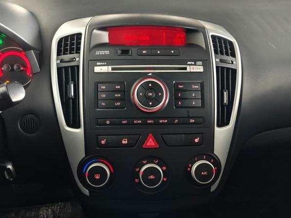 Kia Ceed I Рестайлинг с пробегом 2011 года, цена 824 000 рублей, 201230 км, универсал, Автокод Объявления