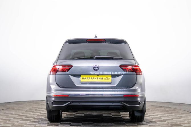 Volkswagen Tiguan II Рестайлинг с пробегом 2021 года, цена 3 150 000 рублей, 127654 км, внедорожник, Автокод Объявления