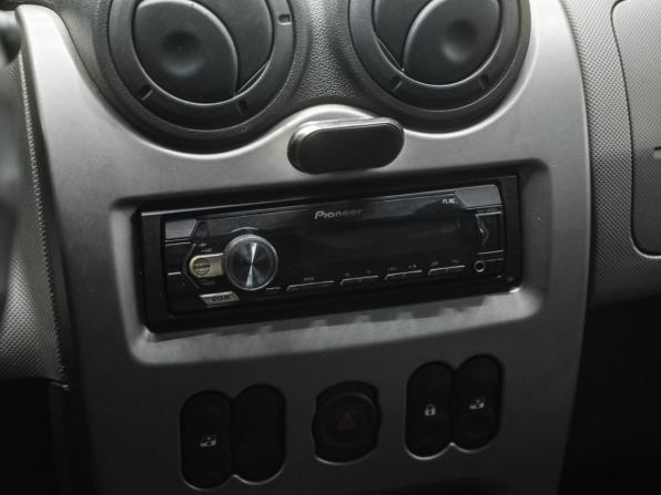 Renault Logan I Рестайлинг с пробегом 2012 года, цена 489 000 рублей, 300000 км, седан, Автокод Объявления
