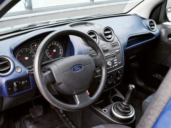 Ford Fiesta Mk5 с пробегом 2007 года, цена 329 000 рублей, 205223 км, хэтчбек, Автокод Объявления