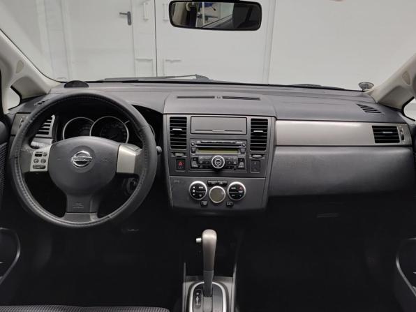 Nissan Tiida I Рестайлинг с пробегом 2010 года, цена 674 000 рублей, 218304 км, хэтчбек, Автокод Объявления