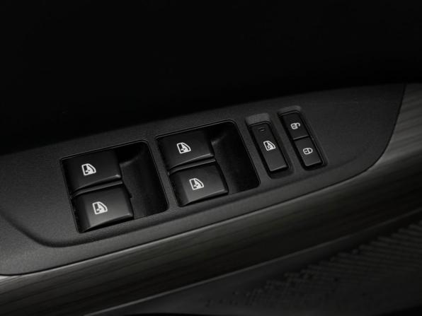 Changan Lamore с пробегом 2024 года, цена 2 150 000 рублей, 26850 км, седан, Автокод Объявления