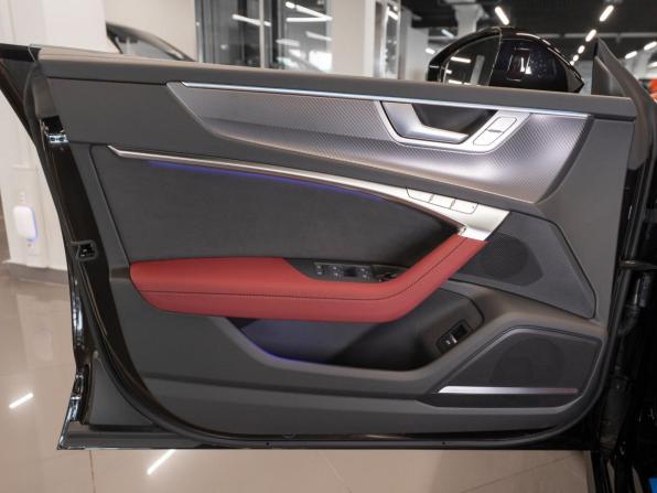 Audi A7 II (4K) с пробегом 2026 года, цена 7 100 000 рублей, 57 км, седан, Автокод Объявления