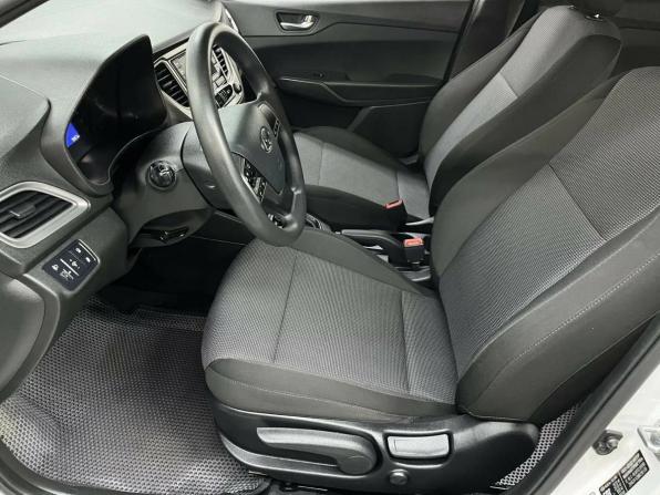 Hyundai Solaris II Рестайлинг с пробегом 2021 года, цена 1 649 360 рублей, 79452 км, седан, Автокод Объявления