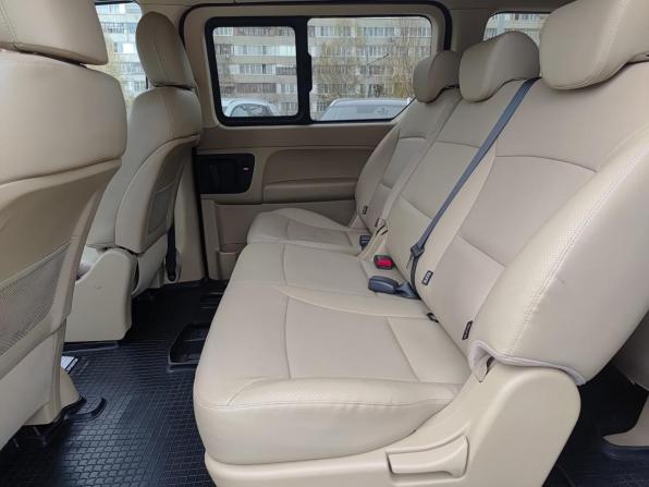 Hyundai H-1 II Рестайлинг 2 с пробегом 2021 года, цена 3 240 000 рублей, 33908 км, минивэн, Автокод Объявления