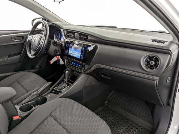 Toyota Corolla XI (E160 E170 E180) Рестайлинг 1 с пробегом 2017 года, цена 1 765 000 рублей, 81962 км, седан, Автокод Объявления