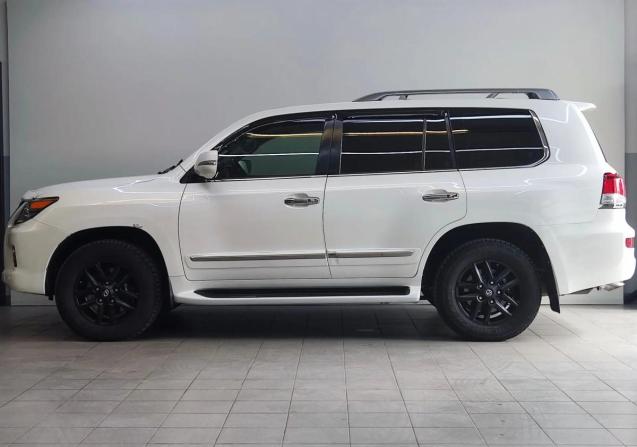 Lexus LX III Рестайлинг с пробегом 2013 года, цена 4 270 000 рублей, 351021 км, внедорожник, Автокод Объявления