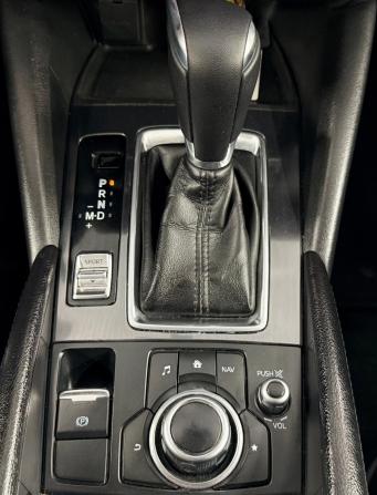 Mazda 6 III (GJ) Рестайлинг с пробегом 2016 года, цена 1 981 000 рублей, 216000 км, седан, Автокод Объявления