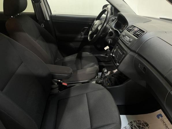 Skoda Fabia II Рестайлинг с пробегом 2010 года, цена 635 000 рублей, 164481 км, хэтчбек, Автокод Объявления