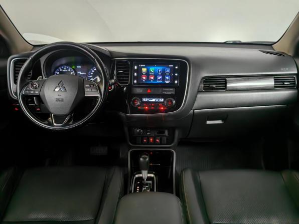 Mitsubishi Outlander III Рестайлинг 2 с пробегом 2017 года, цена 1 888 000 рублей, 142638 км, внедорожник, Автокод Объявления