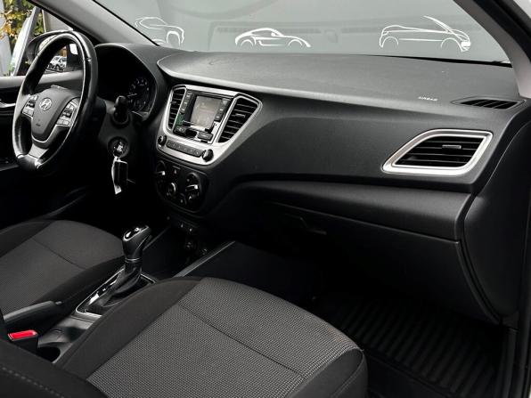 Hyundai Solaris II с пробегом 2019 года, цена 1 372 700 рублей, 128326 км, седан, Автокод Объявления