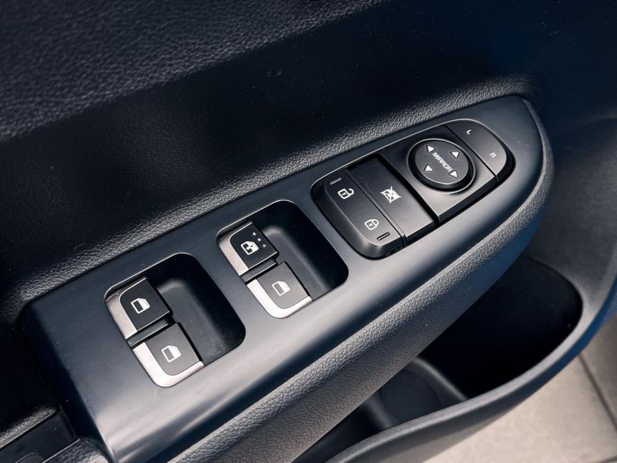 Kia Rio IV Ростов-на-Дону  - изображение 12