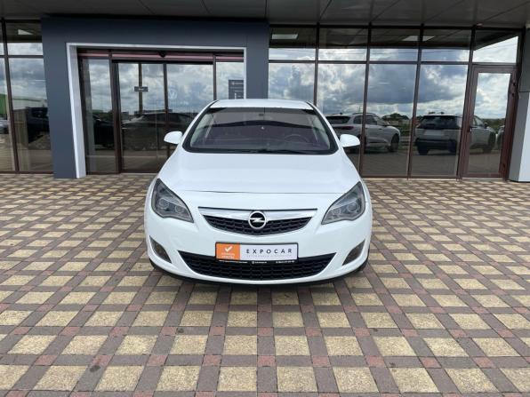 Opel Astra J с пробегом 2011 года, цена 625 000 рублей, 137500 км, хэтчбек, Автокод Объявления
