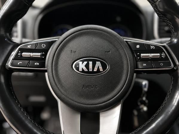 Kia Sportage IV Рестайлинг с пробегом 2019 года, цена 2 325 000 рублей, 109168 км, внедорожник, Автокод Объявления