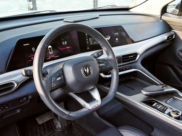 Changan UNI-T I с пробегом 2023 года, цена 2 067 000 рублей, 54010 км, внедорожник, Автокод Объявления