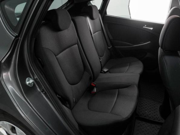 Hyundai Solaris I Рестайлинг с пробегом 2014 года, цена 897 000 рублей, 136071 км, хэтчбек, Автокод Объявления