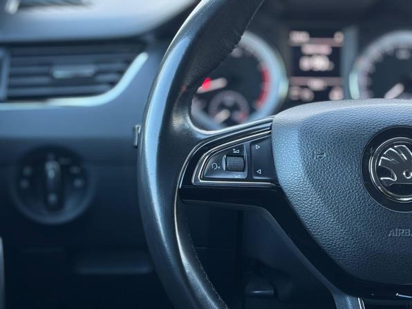Skoda Octavia III (A7) Рестайлинг с пробегом 2018 года, цена 1 649 000 рублей, 134570 км, лифтбек, Автокод Объявления