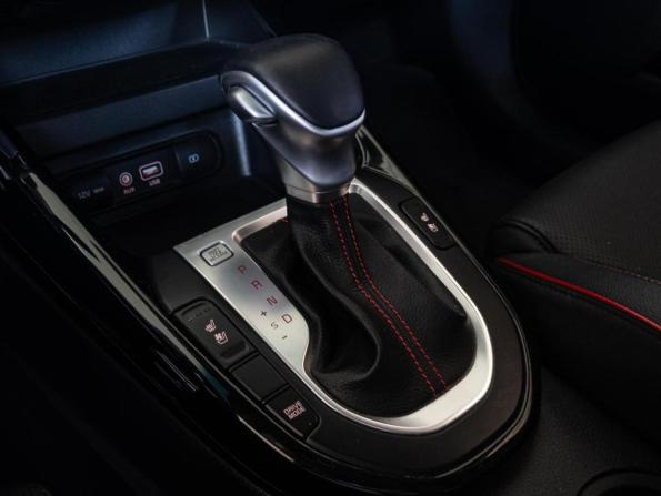 Kia K3 II с пробегом 2019 года, цена 2 230 000 рублей, 102702 км, хэтчбек, Автокод Объявления