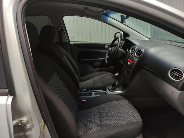 Ford Focus II Рестайлинг с пробегом 2010 года, цена 475 000 рублей, 221003 км, седан, Автокод Объявления