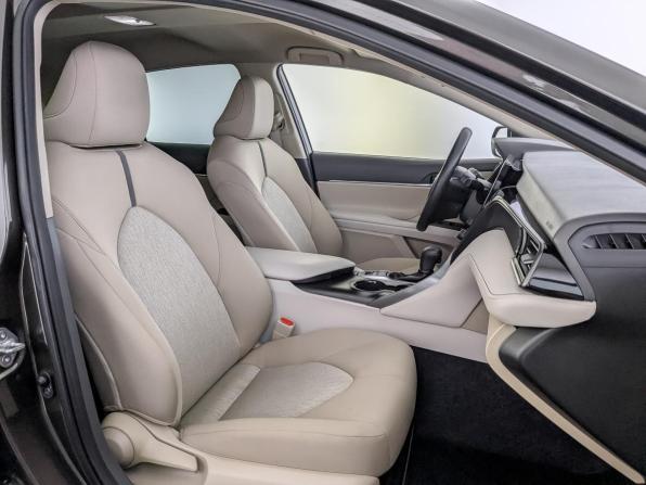 Toyota Camry VIII (XV70) Рестайлинг с пробегом 2022 года, цена 3 125 000 рублей, 68525 км, седан, Автокод Объявления