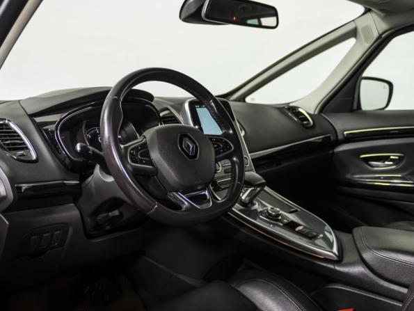 Renault Espace V с пробегом 2016 года, цена 1 549 000 рублей, 177000 км, минивэн, Автокод Объявления