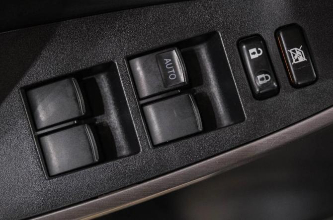 Toyota RAV4 III (XA30) с пробегом 2008 года, цена 1 259 000 рублей, 211000 км, внедорожник, Автокод Объявления