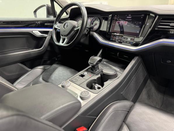 Volkswagen Touareg III с пробегом 2019 года, цена 4 649 000 рублей, 127156 км, внедорожник, Автокод Объявления