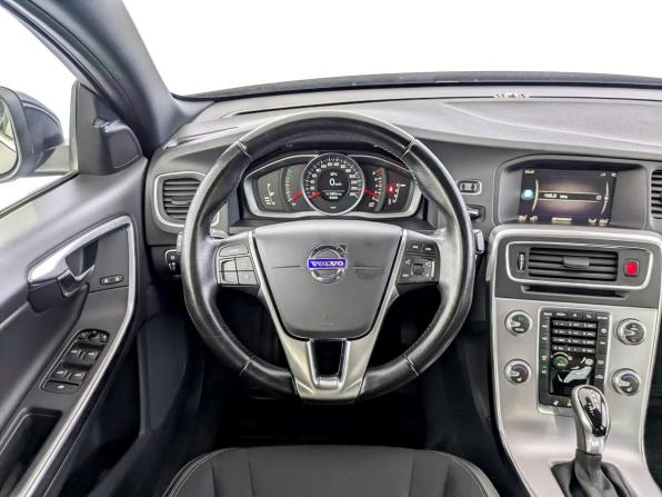 Volvo S60 II Рестайлинг с пробегом 2017 года, цена 2 150 000 рублей, 53376 км, седан, Автокод Объявления