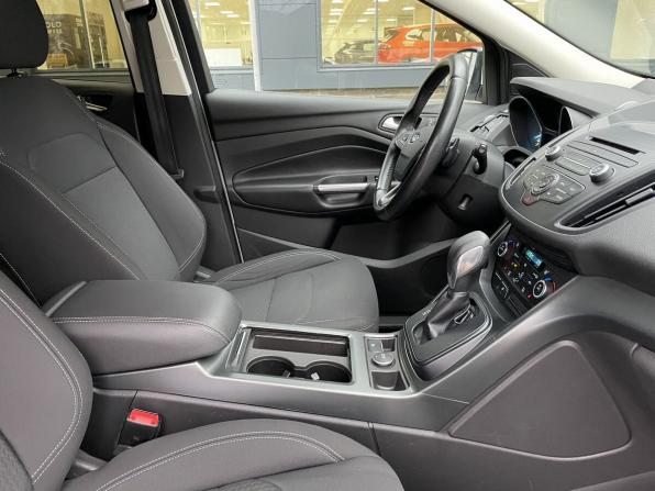 Ford Kuga II Рестайлинг с пробегом 2017 года, цена 1 799 000 рублей, 93212 км, внедорожник, Автокод Объявления