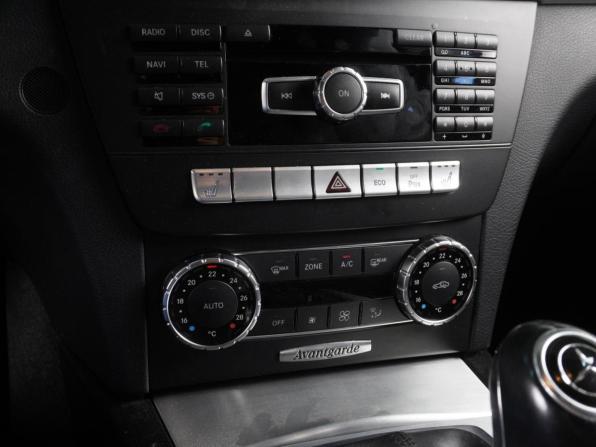 Mercedes-Benz C-Класс III (W204) Рестайлинг с пробегом 2012 года, цена 1 585 000 рублей, 180565 км, седан, Автокод Объявления