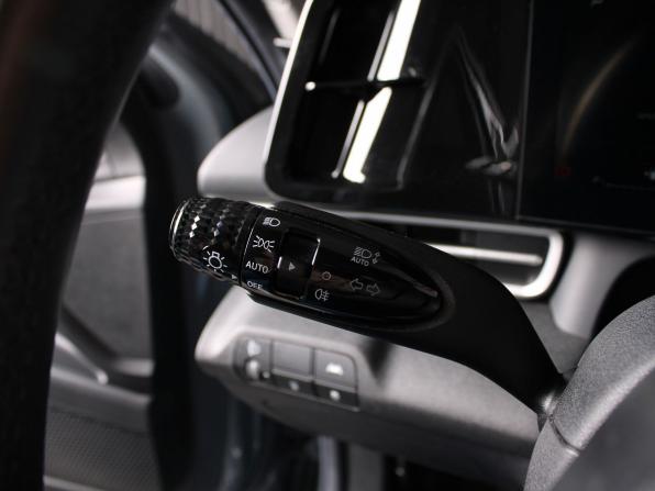 Hyundai Elantra VI (AD) Рестайлинг с пробегом 2021 года, цена 1 990 000 рублей, 64105 км, седан, Автокод Объявления