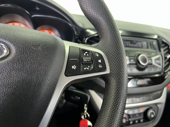 Lada (ВАЗ) Vesta I с пробегом 2019 года, цена 1 129 000 рублей, 80228 км, универсал, Автокод Объявления